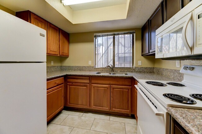 Photo - 2125 Sun Ave Unit B