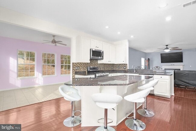 Photo - 71 Bismark Dr