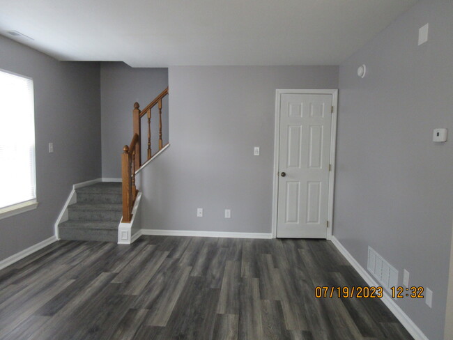 Photo - 700 High St Townhome