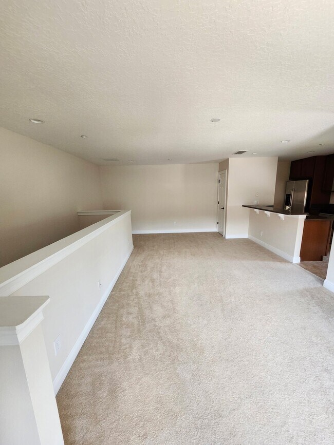Photo - 1027 Juel St