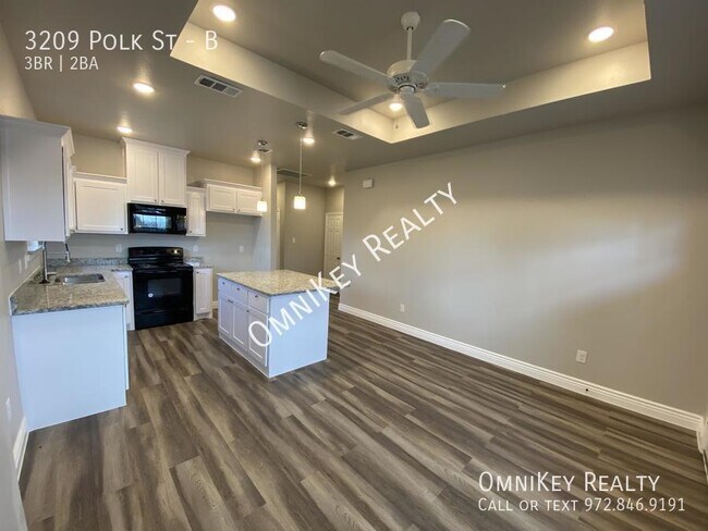 Photo - 3209 Polk St Unidad B