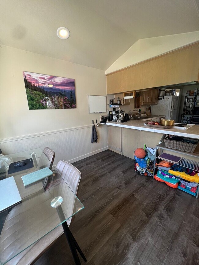 Photo - Midtown one bedroom condo