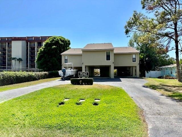 Photo - 7042 Hibiscus Ave S