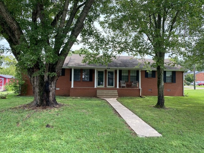 Photo - 501 Gracy Ave Apartment Unit 501 Gracy Ave -  B