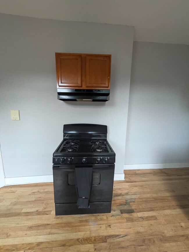 Photo - 151 Wilkinson Ave Unit 3R
