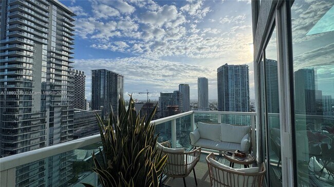 Photo - 41 SE 5th St Unit 1716