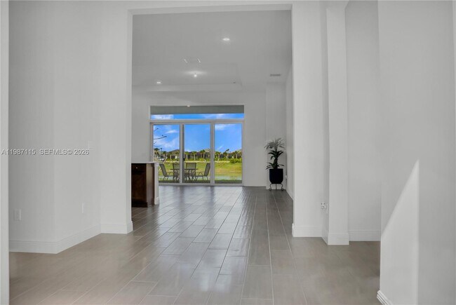 Photo - 5243 Rivo Alto Cir