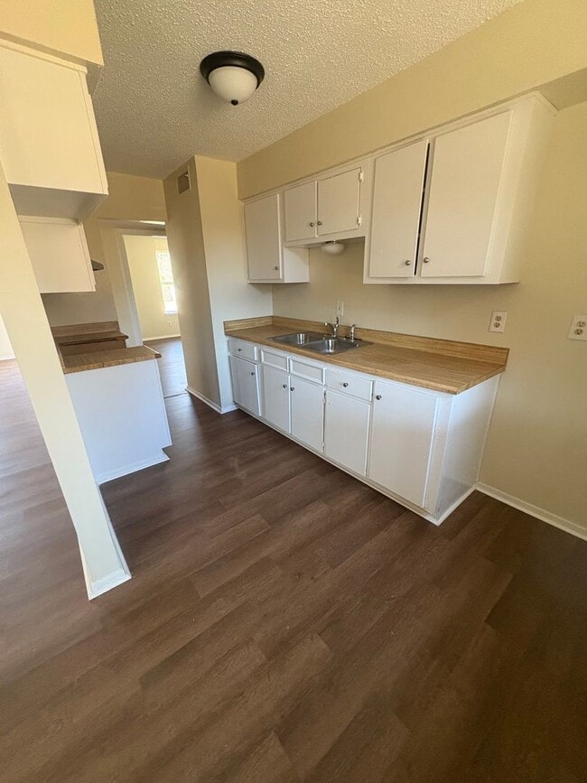 Photo - 4 bedroom and 1.5 bathroom