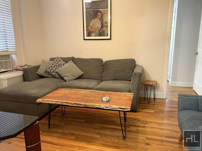 Photo - SENATOR STREET Unit 2