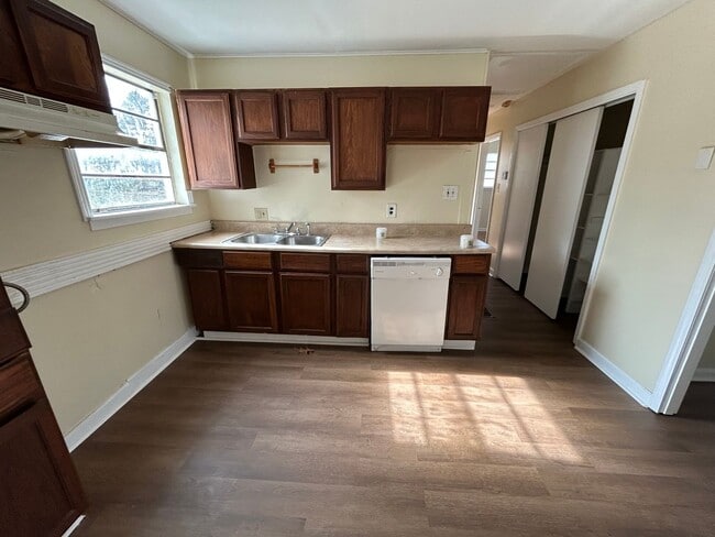 Photo - Central air and Heat