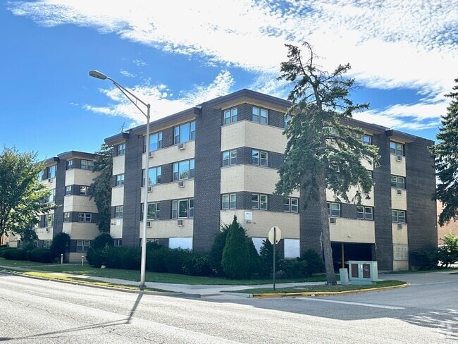 Building Photo - 4815 Crain St Unit 404 Rental