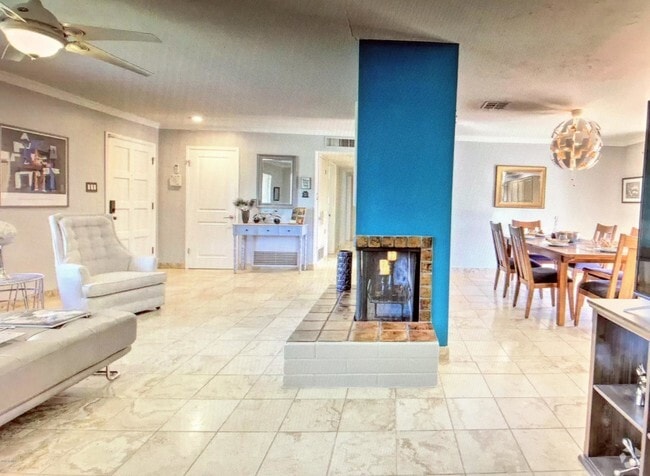 Building Photo - 6231 E Rose Cir Dr Rental