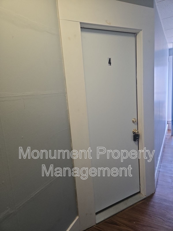 Building Photo - 334 Clay St Unit Apartment 4