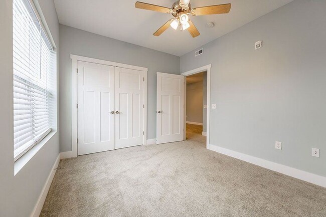 RUSHVILLE VILLAS