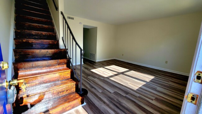 Photo - 1400 Meridian Ave