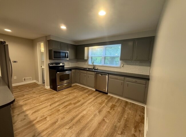 Photo - 40 Wheatfield Cir