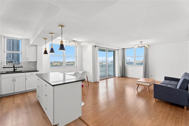 Photo - 770 Claughton Island Dr Unit 1515