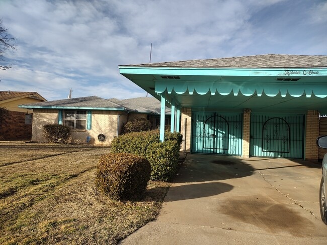 Photo - 1501 SW Monroe Ave