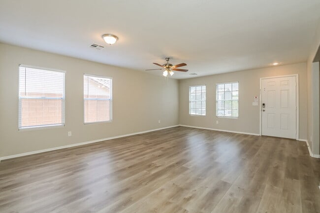 Photo - 176 Sandhill Crane Ave