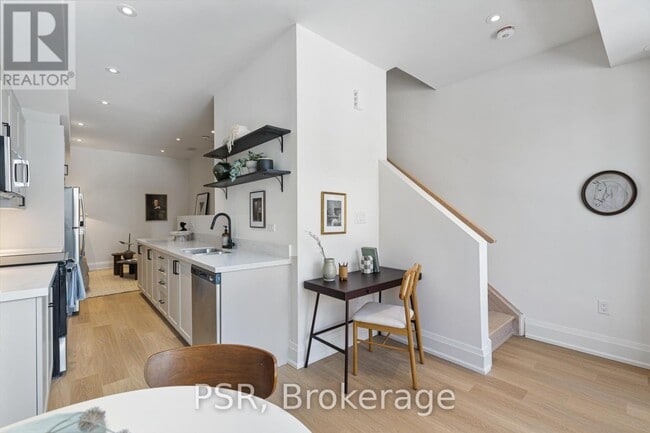 Photo - 53 Harriet St Unit C