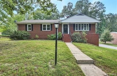 Photo - 5450 Catterick Rd House