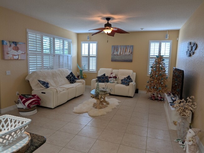 Photo - 718 Bunker View Dr