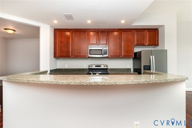 Photo - 301 Virginia St