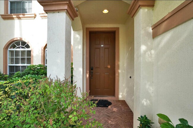 Photo - 16097 Poppy Seed Cir Unit 1905