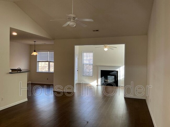 Photo - 46 Summer Meadow Rd