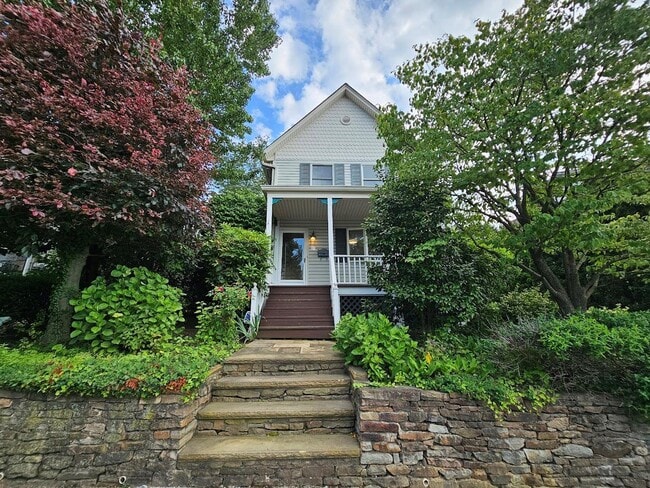 Photo - 10 Covert St Casa
