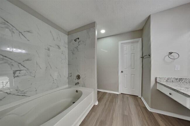 Photo - 11315 Harbour Lake Ct