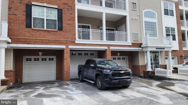 Photo - 245 Breeders Cup Dr