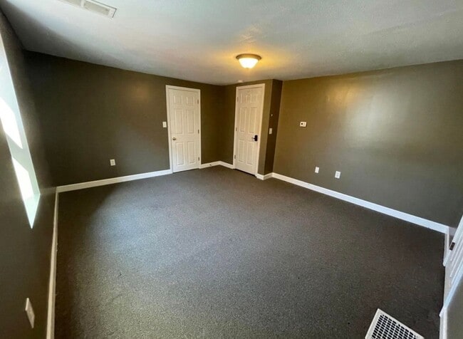 Photo - 205 N Church St