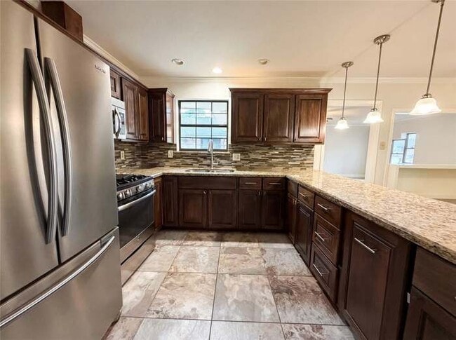 Photo - 4203 Fallen Oaks Dr