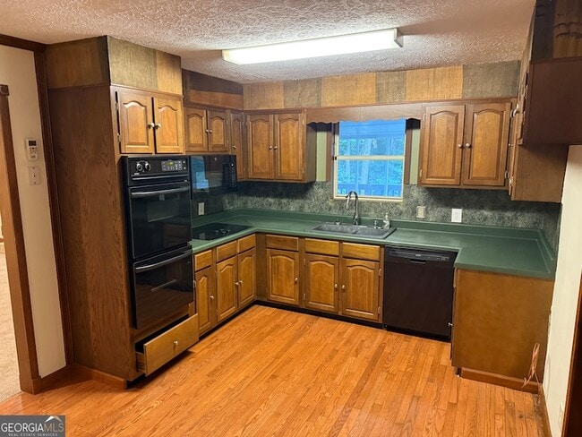 Photo - 5254 Deer Run Dr SW