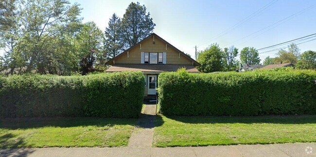 Building Photo - 2839 Pacific St Rental