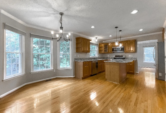 Photo - 23238 Willow Creek Way