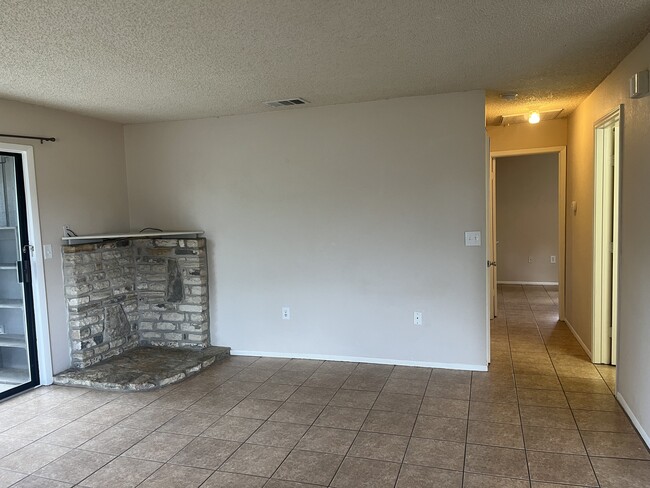 Living Room - 321 Eagles Nest Dr Unit Apartment on a Hill