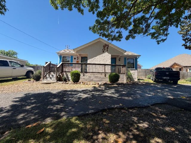 Photo - 105 Chambers Point