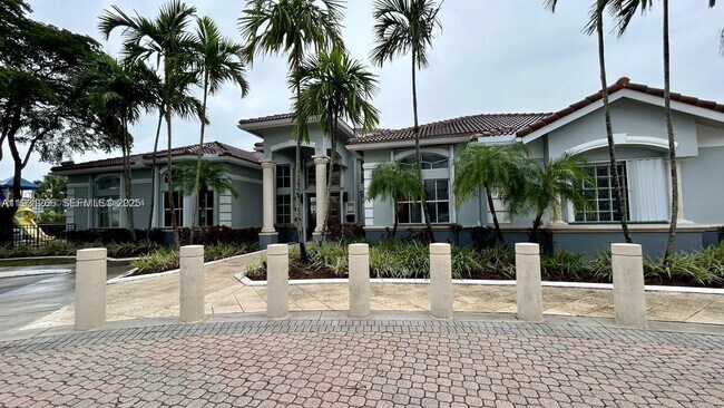 Photo - 155 NW 96th Terrace Unidad 2-201