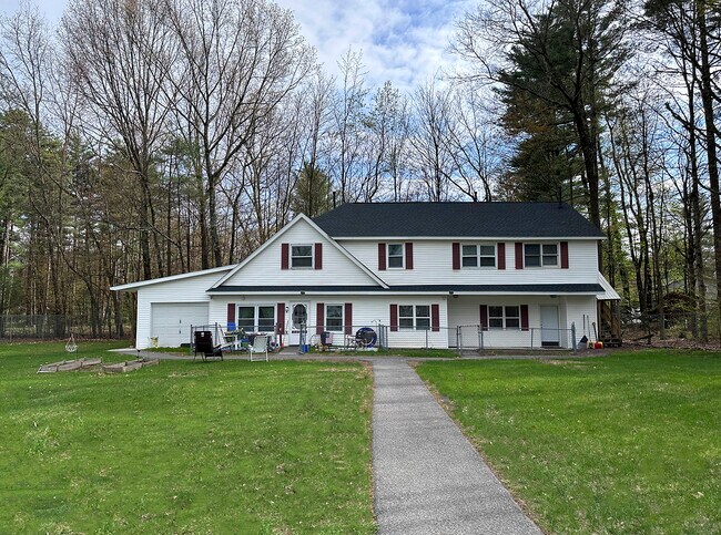 Photo - 331 Northline Rd