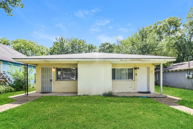 Building Photo - 3602 Dorris St Rental