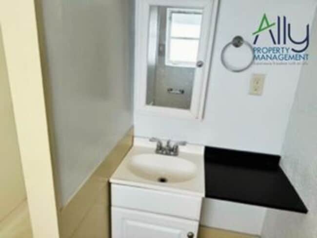 Photo - 638 Ivy Hill Ln Unit #3