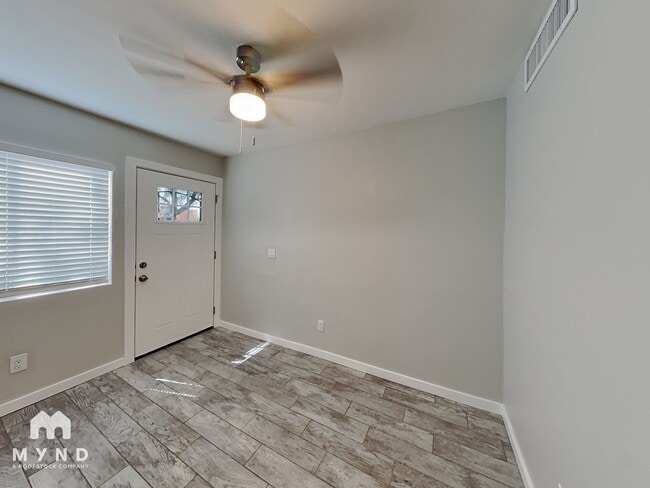 Photo - 12707 W Tasha Dr Unit 2
