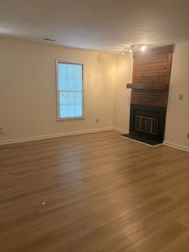 2401-07 Sawmill Road