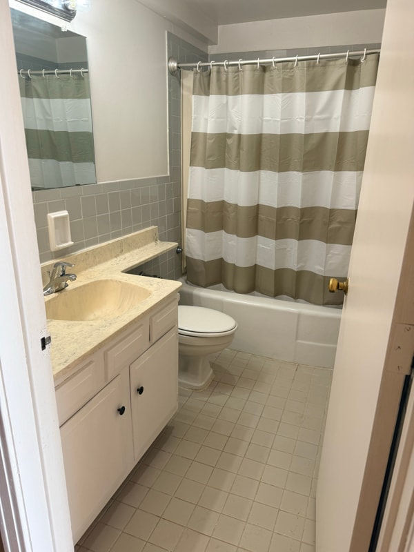 Photo - 4333 N Oakland Ave Unit 34438 n Oakland apartment