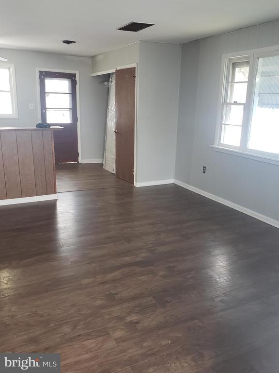 Photo - 244 W Clayton Ave