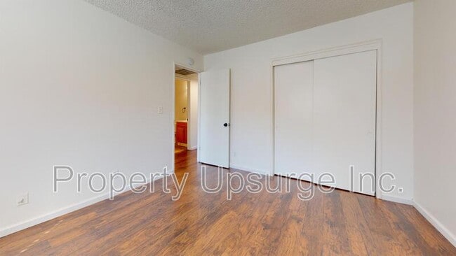 Photo - 1356 Hobart Dr