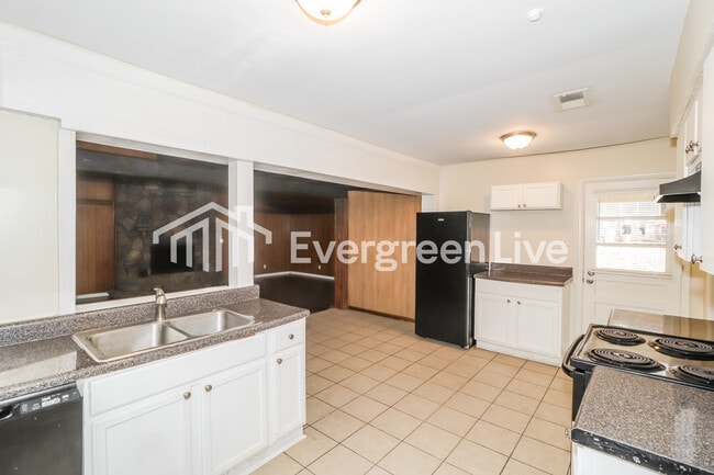 Photo - 3398 Scenic Hwy