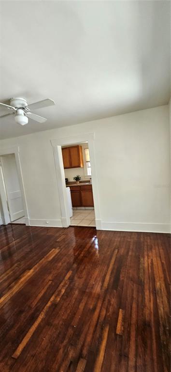 Photo - 708 Grove St N